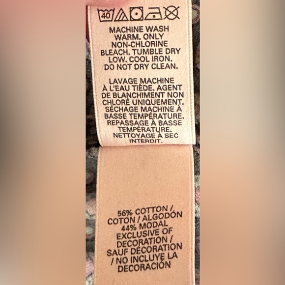 VS Victoria’s Secret Black and Pink Patterned Pajama Top Women’s Sz Small - Picture 13 of 13